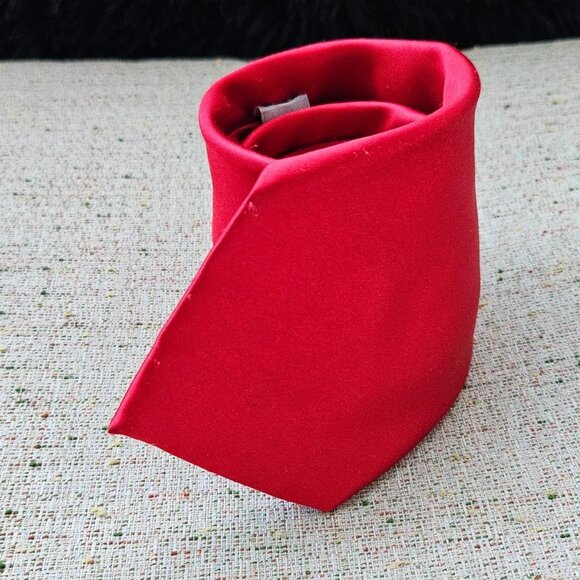 Geoffrey Beene Men Tie Red Classic Necktie Handmade Tie - Picture 3 of 9
